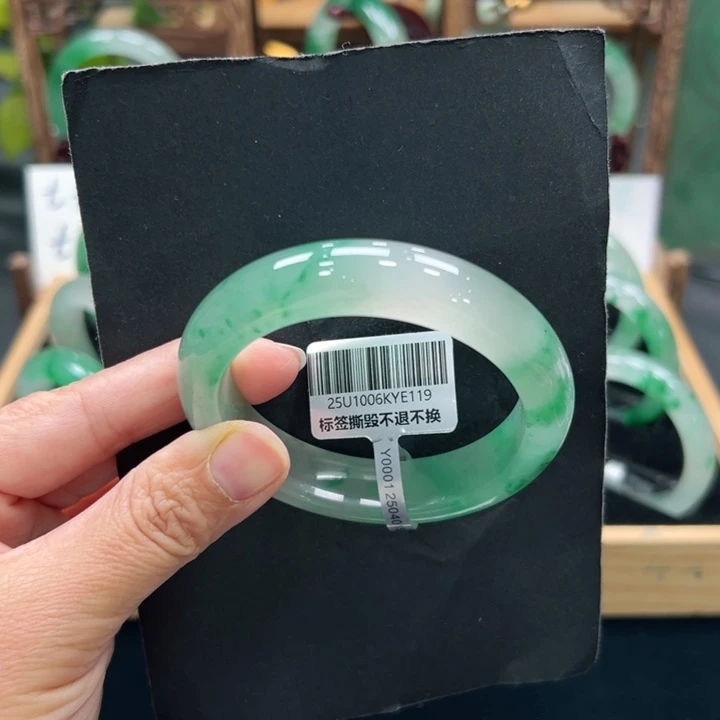 石英质玉未镶嵌手镯➕佳佳5657