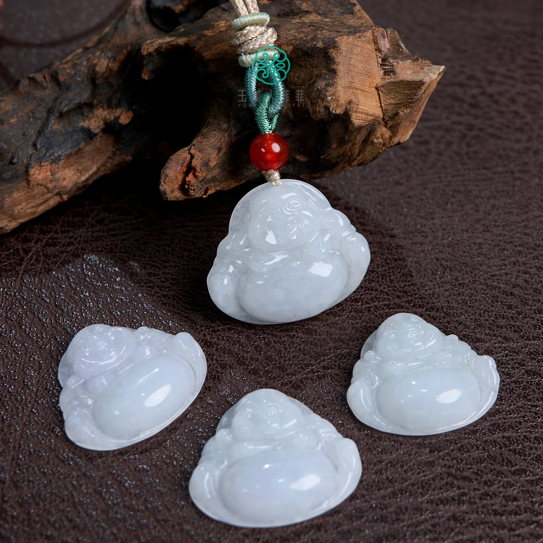 石惑珠宝~翡翠小佛公吊坠约24*28mm%多样性发一