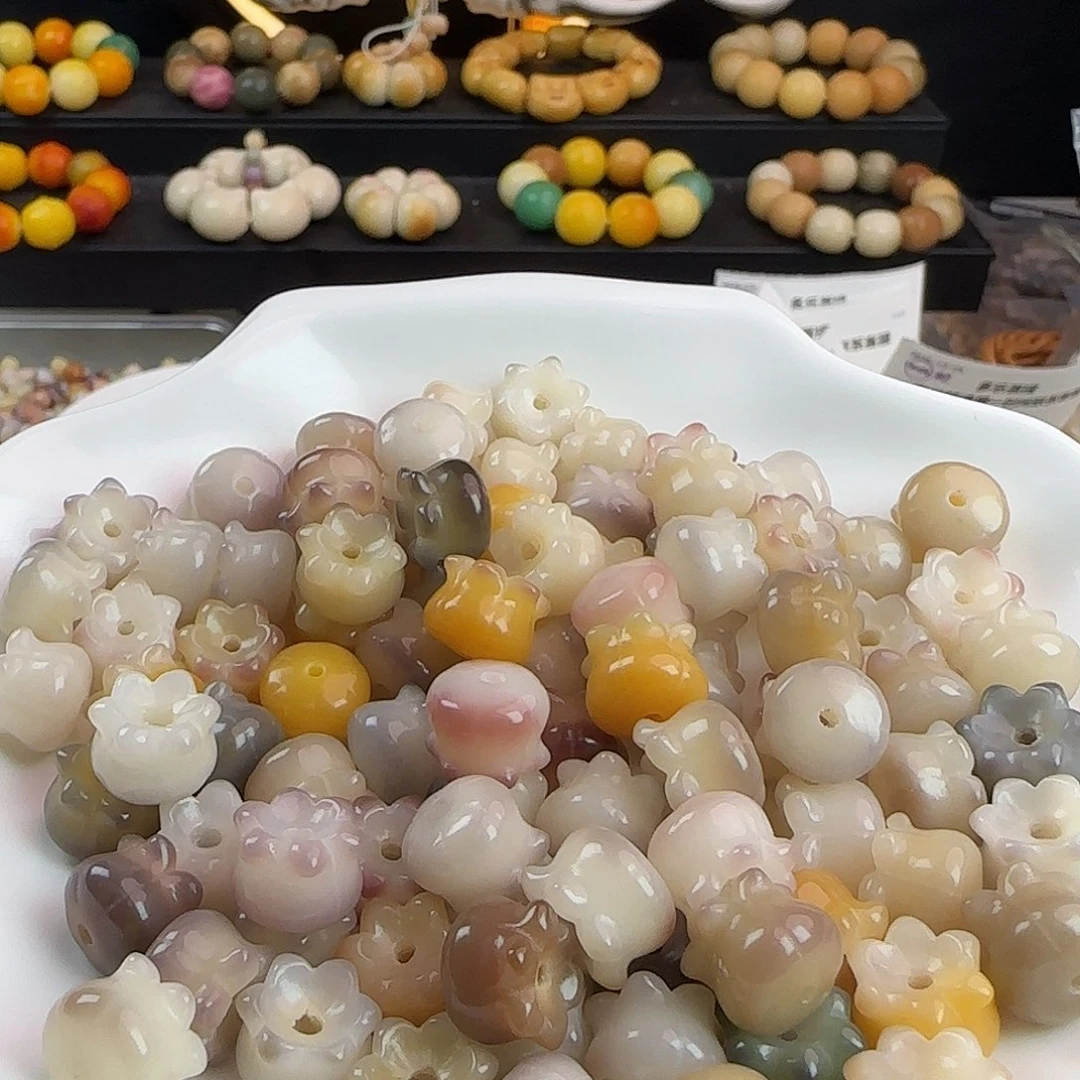 吊坠菩提根/象牙果卡12水晶葡萄铃兰花100颗批发