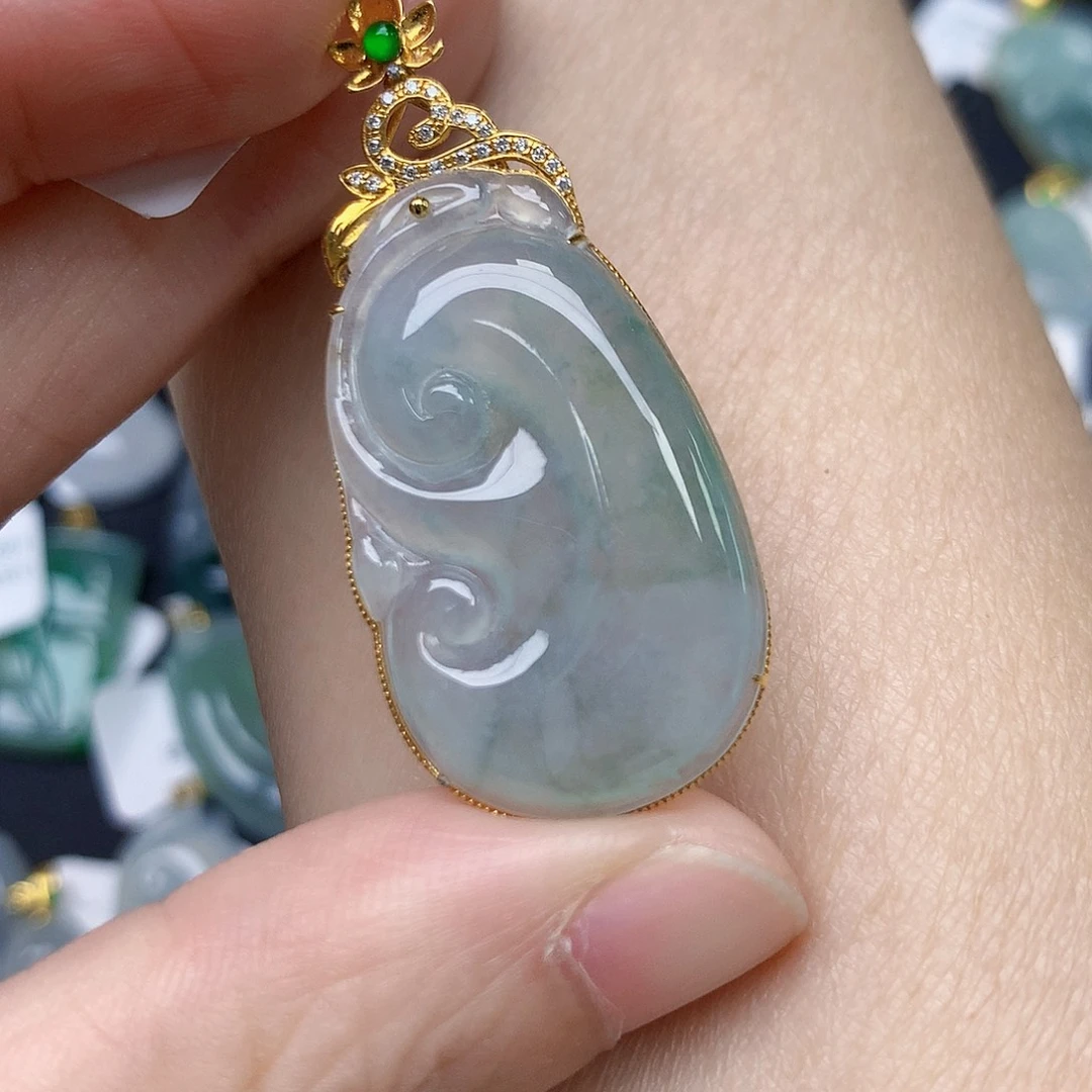 颈饰18K金镶嵌翡翠天然缅甸A货翡翠