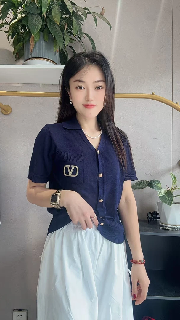 红依俏家时尚夏季针织衫短袖