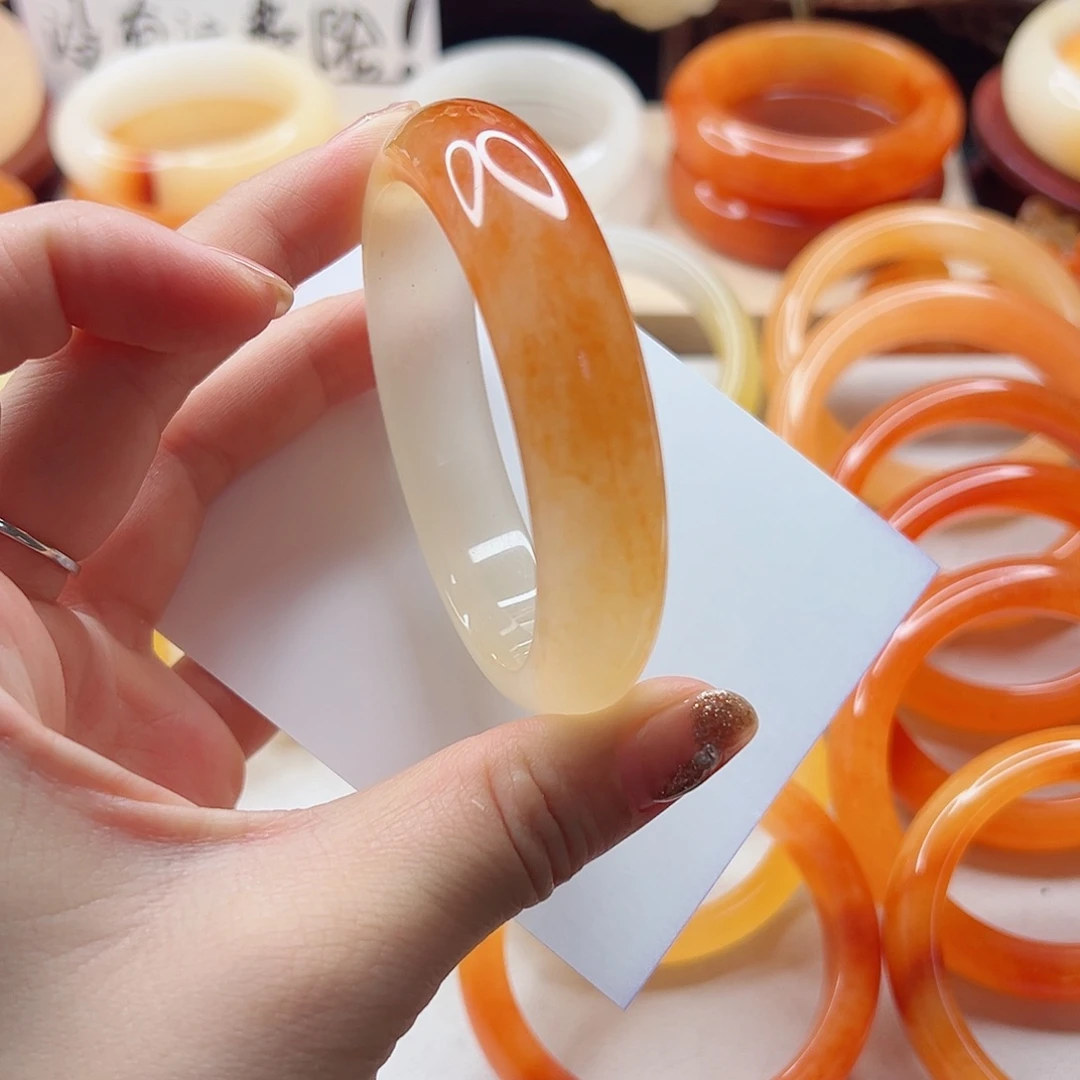 石英质玉（黄龙玉）未镶嵌手镯