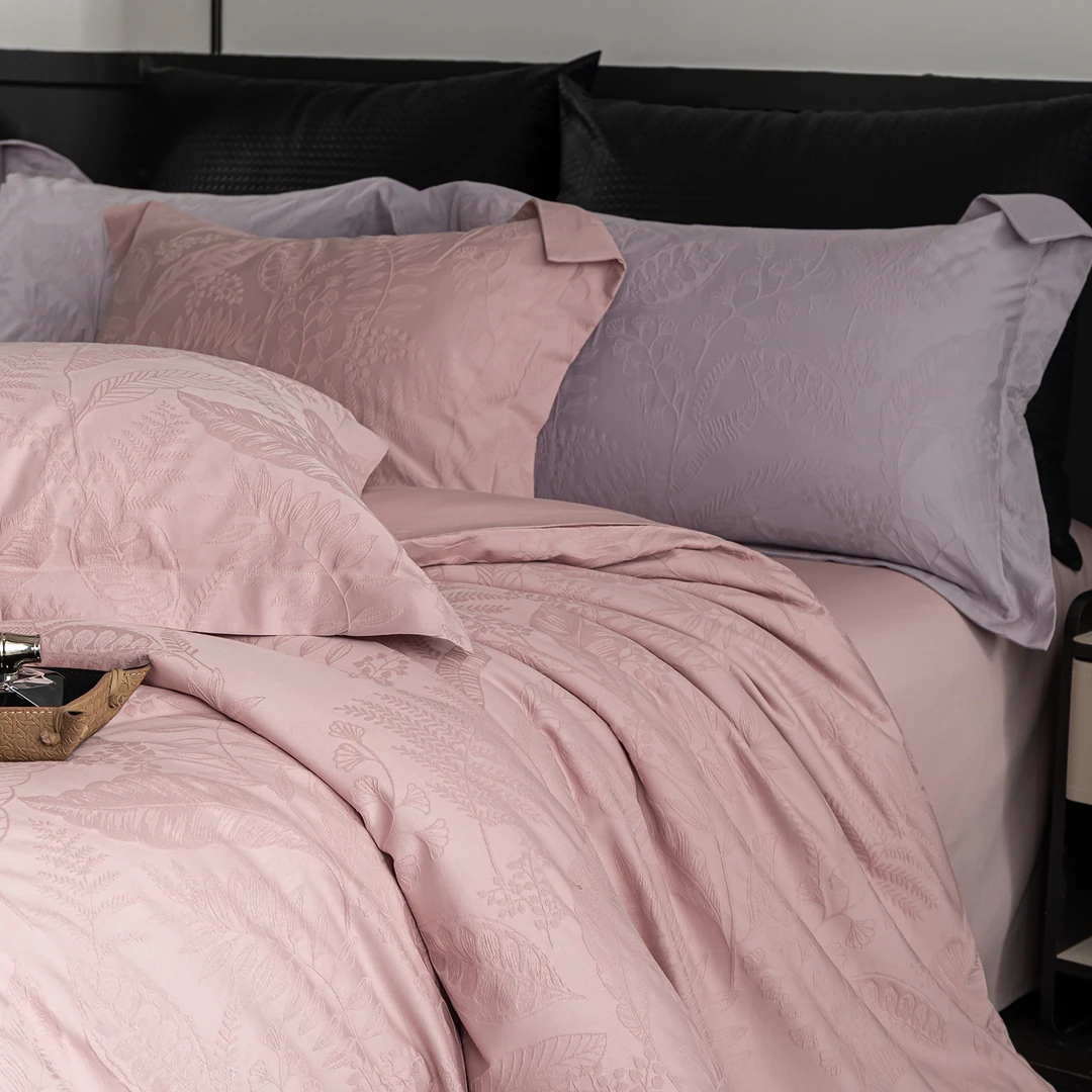 超柔云雕提花全棉四件套高级感纯棉被套罩亲肤裸睡简约风粉色床品