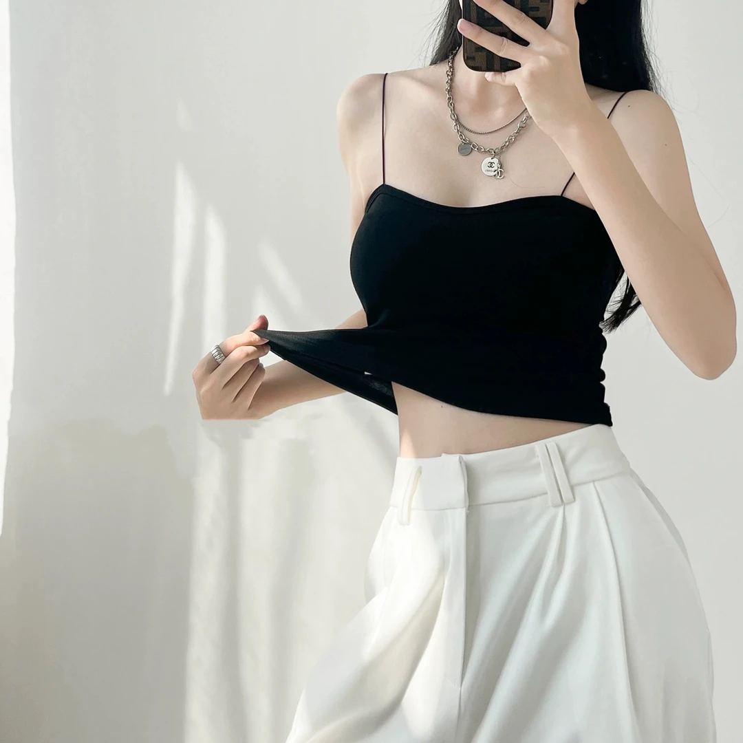 美背 纯黑油画少女