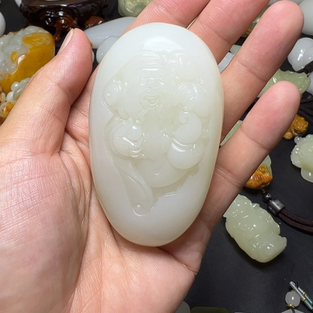 新疆昆仑山脉料子天然料子：手把