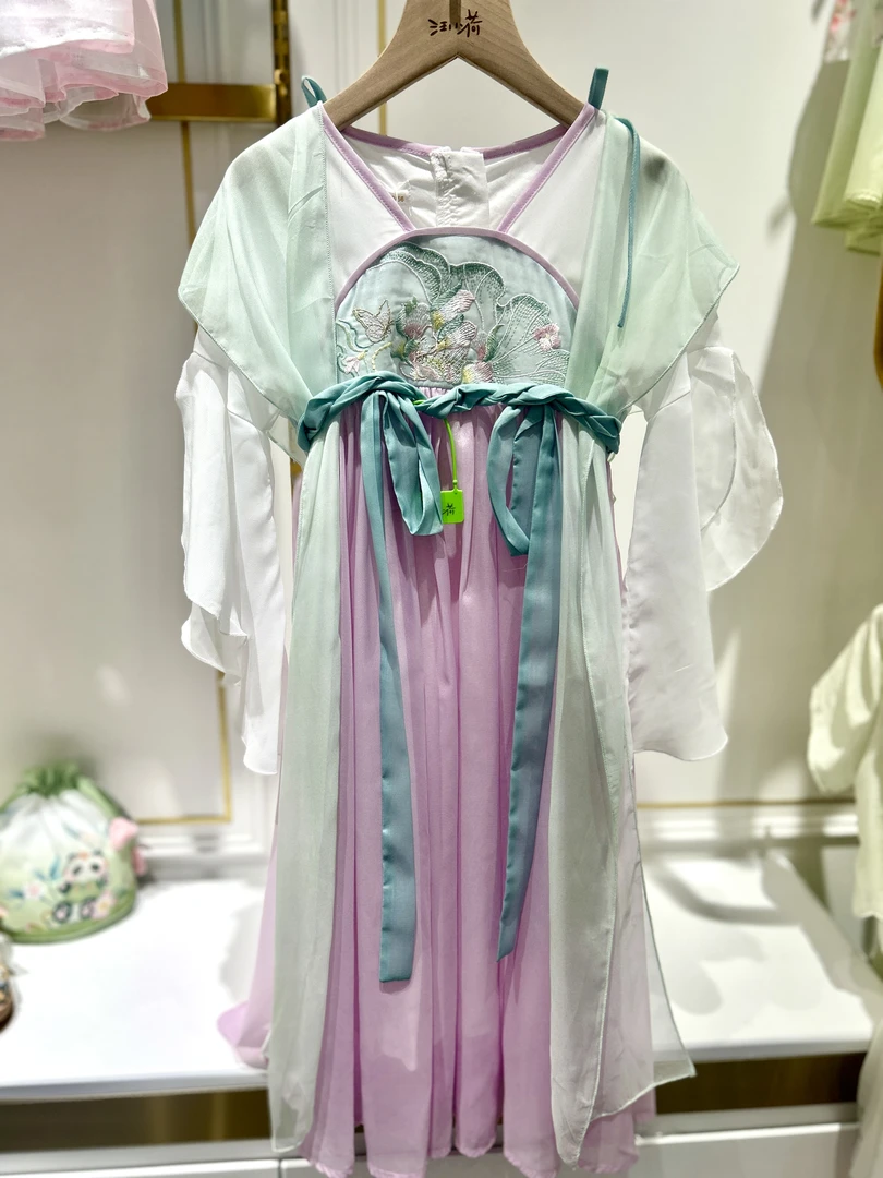 汪小荷夏季女童中国风刺绣汉服裙XX42301-A