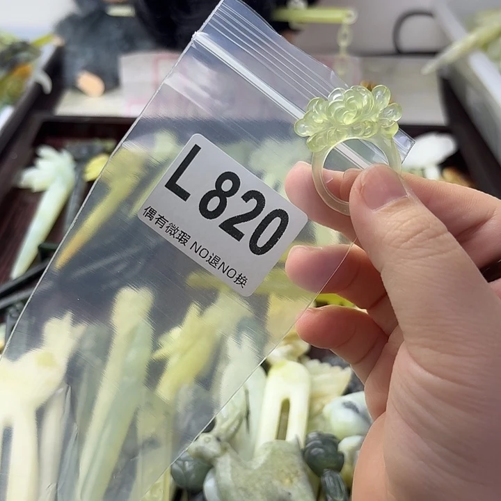 晚***拂蛇纹石玉合金发饰