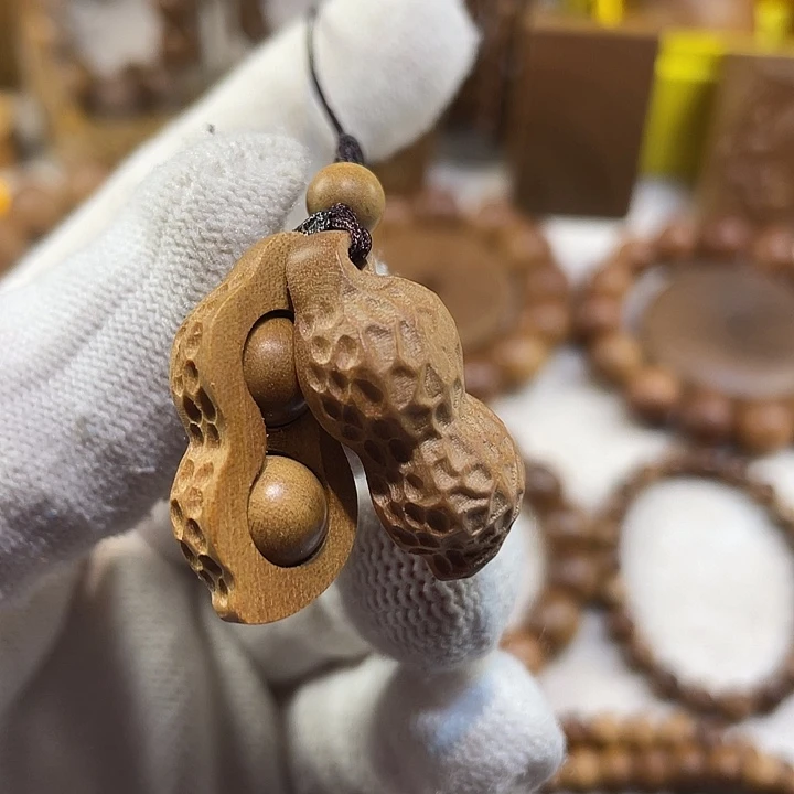 檀香木吊坠老山檀香好事花生多用手机挂