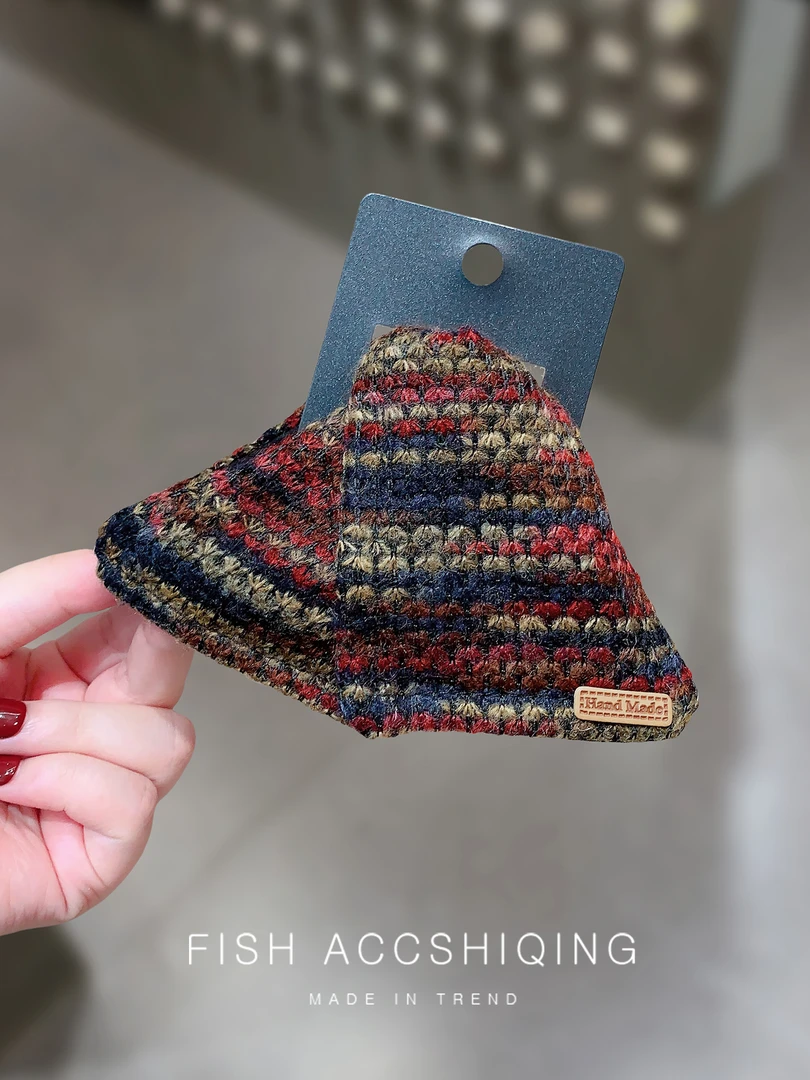 韩国秋冬复古森系毛线针织三角抓夹高级感后脑勺盘发夹鲨鱼夹头饰