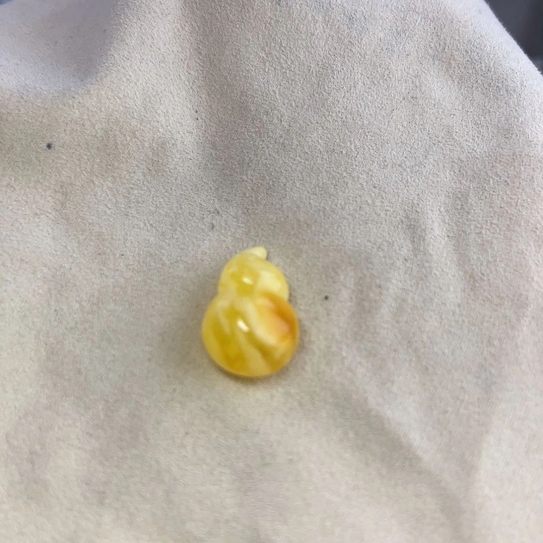 未镶嵌颈饰蜜蜡葫芦