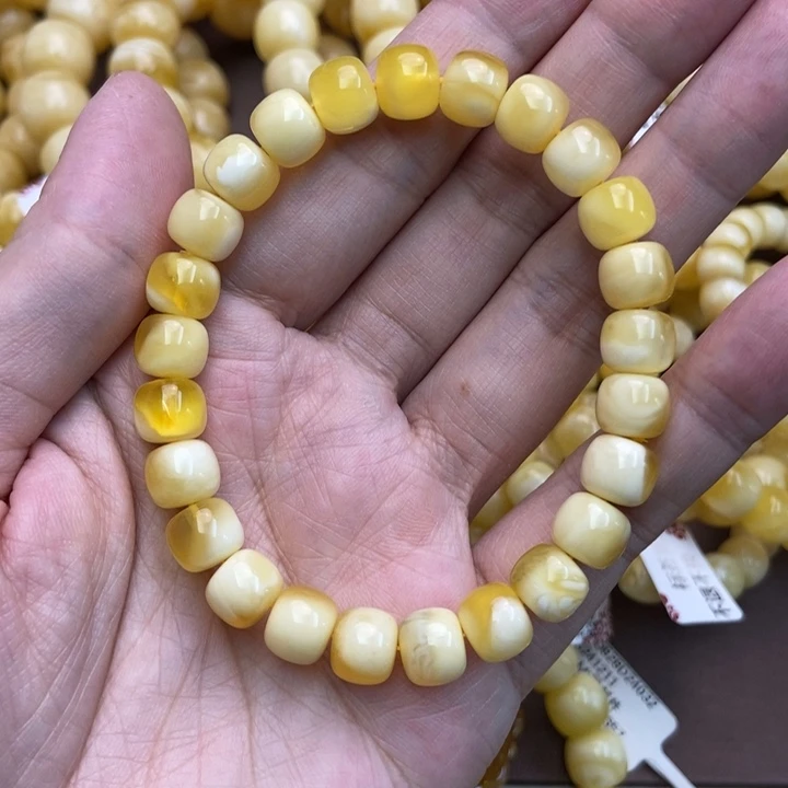 未镶嵌琥珀珠宝奇石9