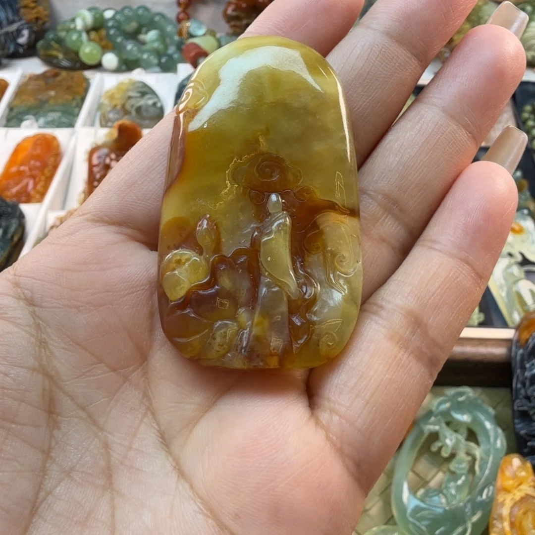 蛇纹石玉未镶嵌颈饰