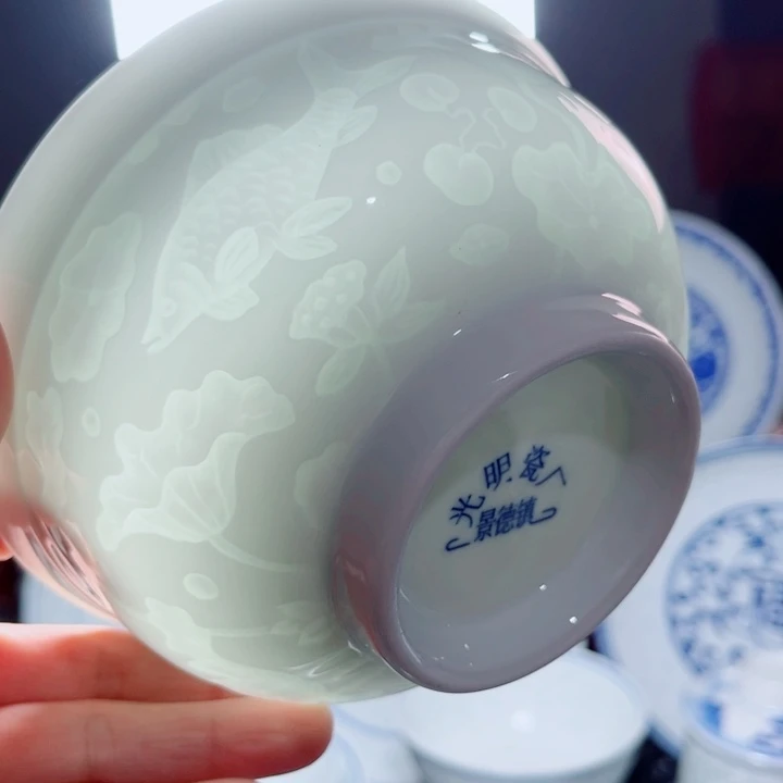 青花玲珑5.5寸饭碗鱼藻纹