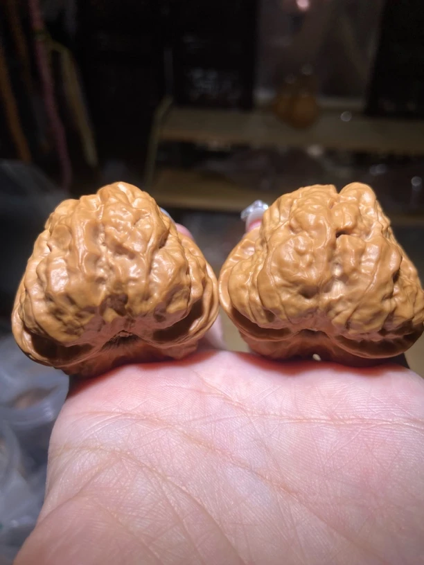 文玩核桃蛤蟆头 41边42肚33高