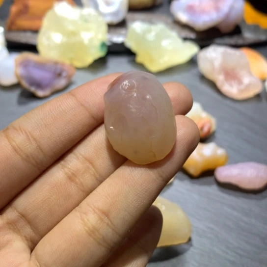 未镶嵌玛瑙/玉髓珠宝奇石