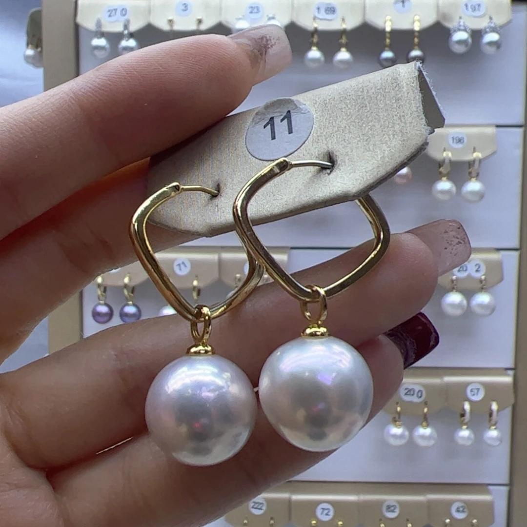 淡水珍珠耳饰未镶嵌