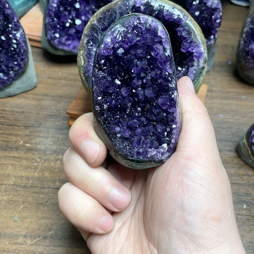 紫晶大型摆件（非配饰）未镶嵌