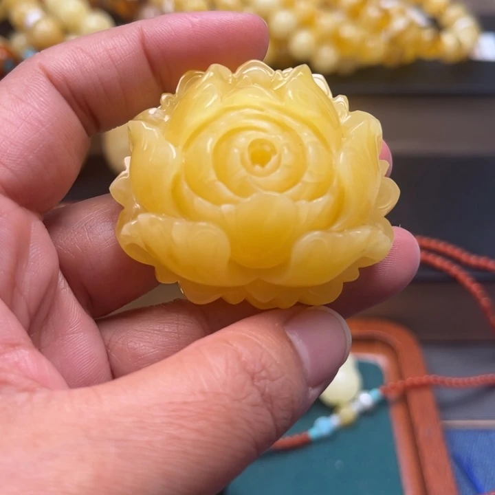 琥珀未镶嵌珠宝奇石M19号牡丹花