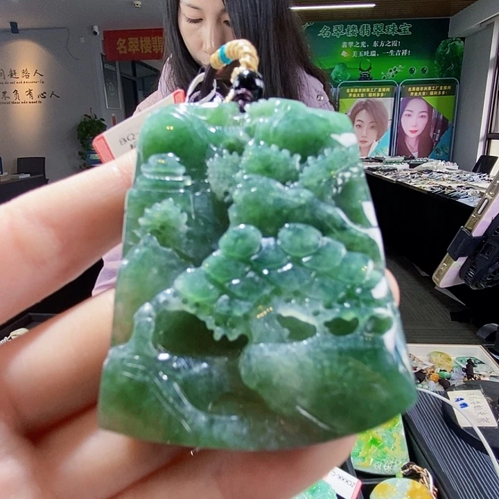 颈饰未镶嵌翡翠翡翠