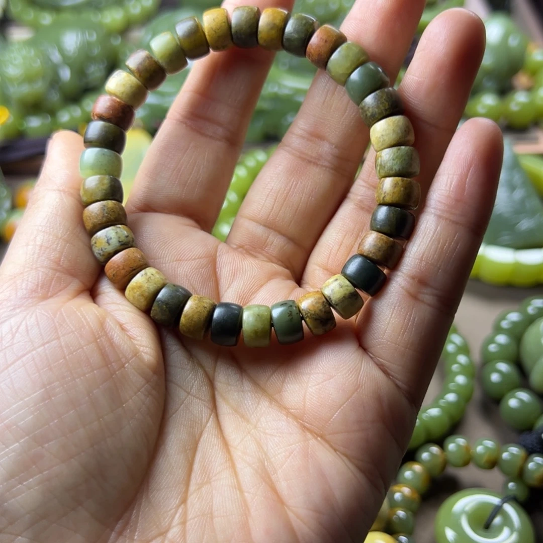 岫岩河磨玉（透闪石质玉）未镶嵌挂件