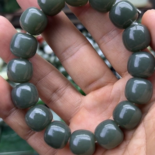 未镶嵌和田玉珠宝半成品