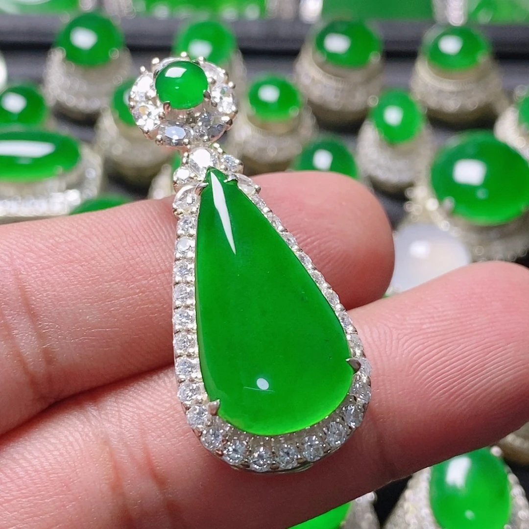 翡翠银S925镶嵌颈饰