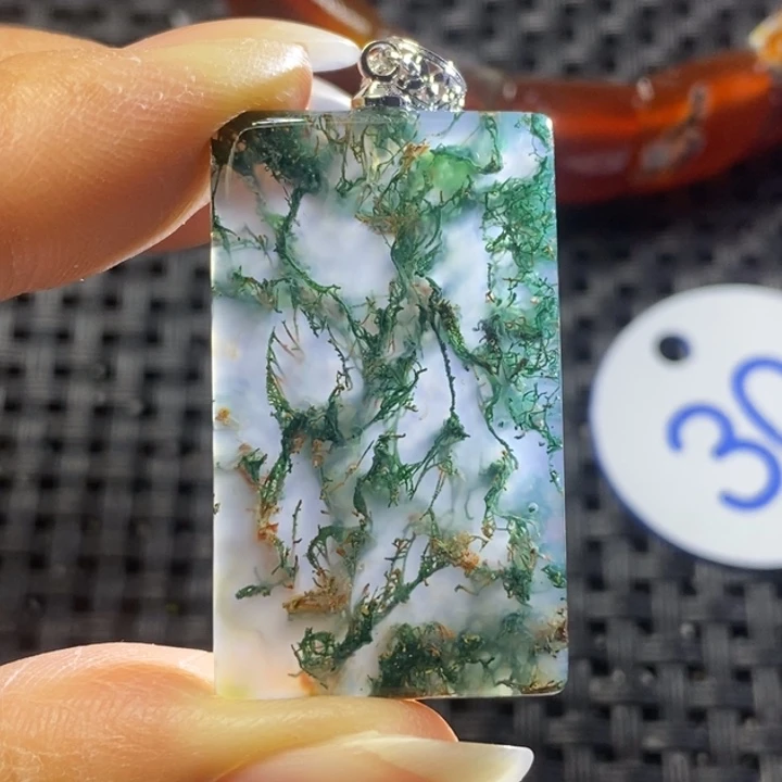 未镶嵌颈饰玛瑙/玉髓清**月