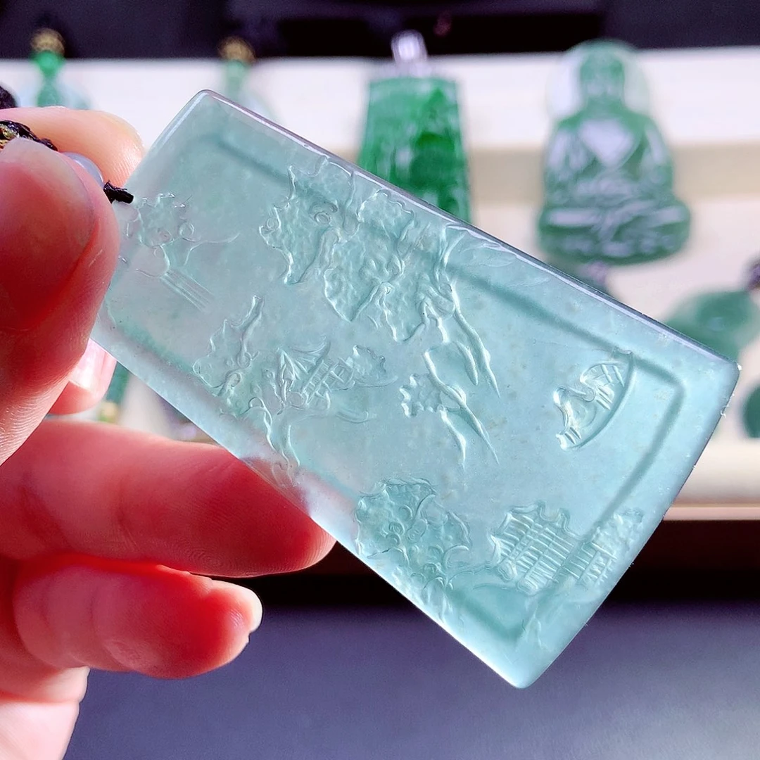 【闪购商品】颈饰未镶嵌翡翠天然