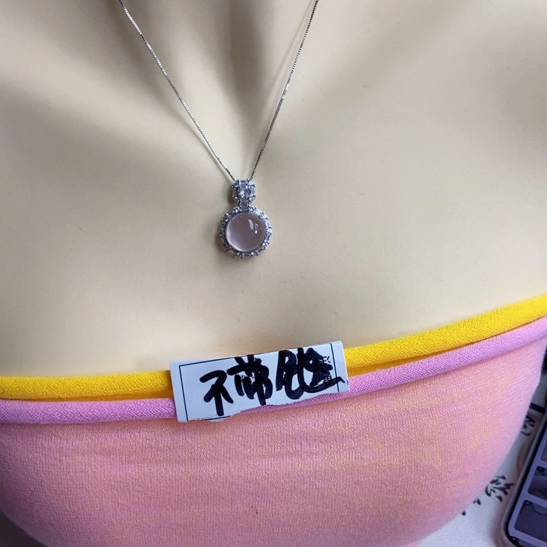 广***士银S925镶嵌颈饰水晶