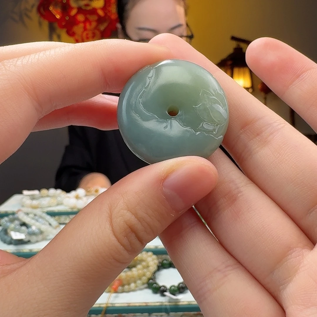 和田玉吊坠7未镶嵌