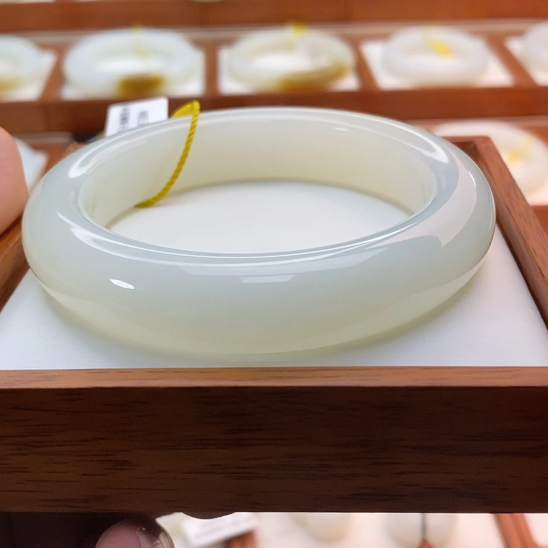 手链未镶嵌和田玉（白玉）慎*