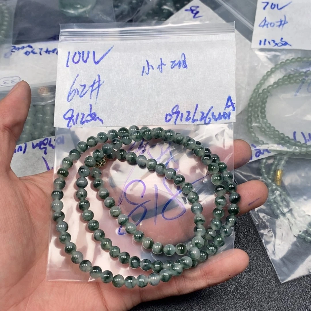 定制翡翠未镶嵌小*玥