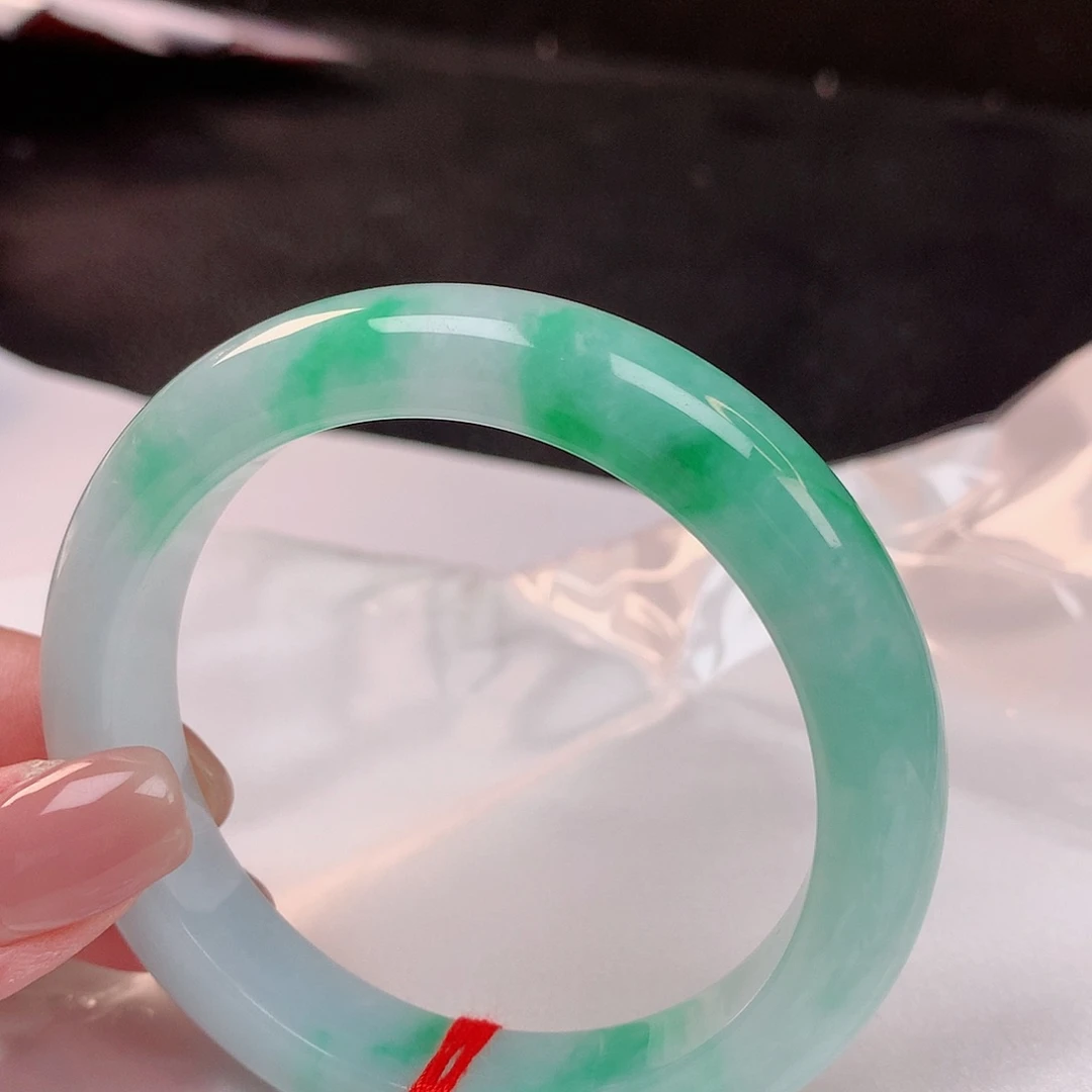 【闪购商品】未镶嵌手镯翡翠55