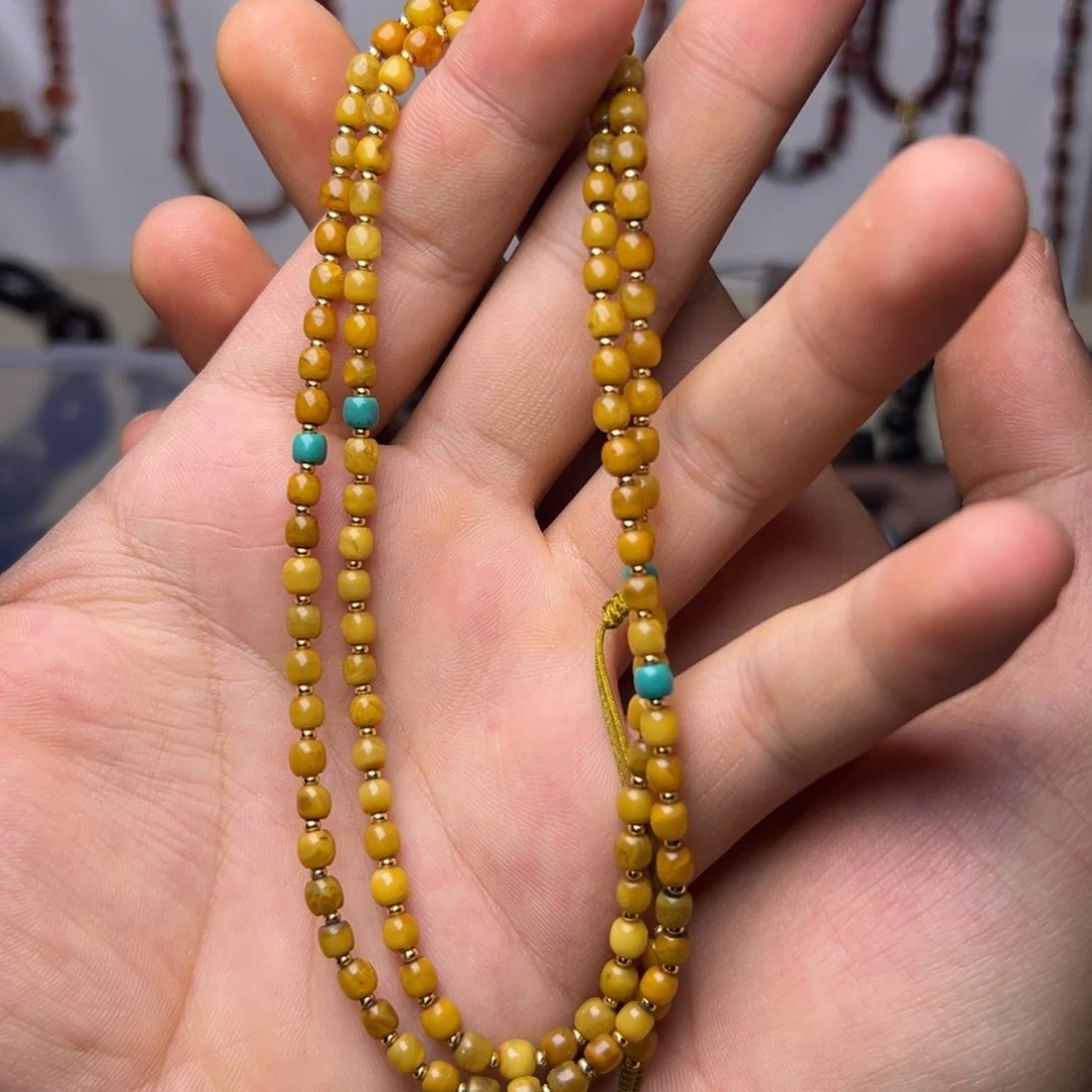 琥珀颈饰未镶嵌蜜蜡