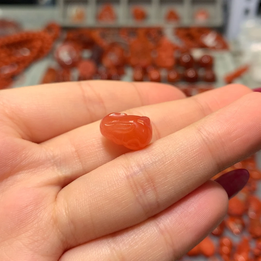 【闪购商品】南红玛瑙兔子未镶嵌用****0