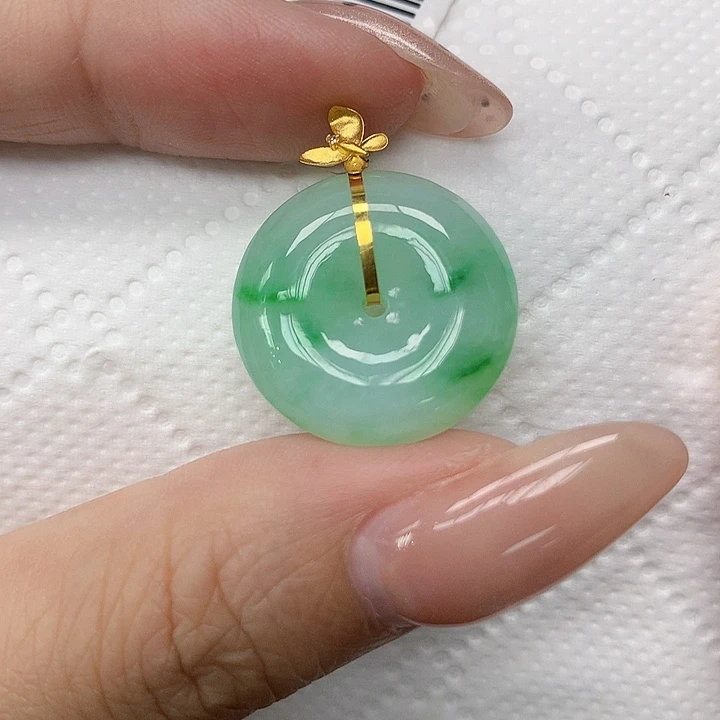 颈饰18K金镶嵌翡翠