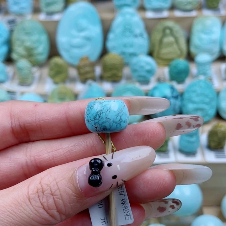 绿松石未镶嵌珠宝奇石