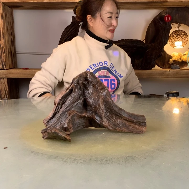 每***撑天然的云南紫柚木会黄水