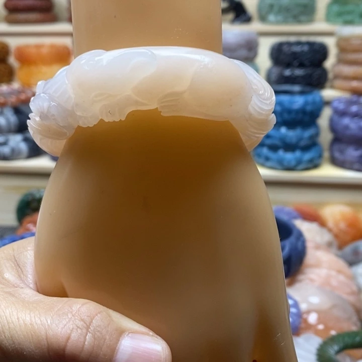 未镶嵌手镯石英质玉