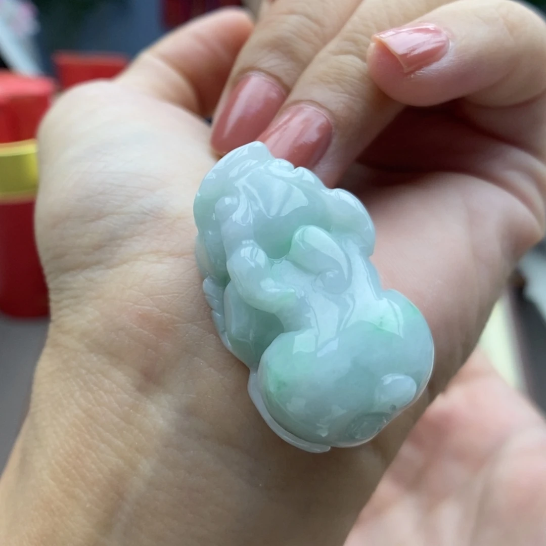 翡翠未镶嵌颈饰吊坠1