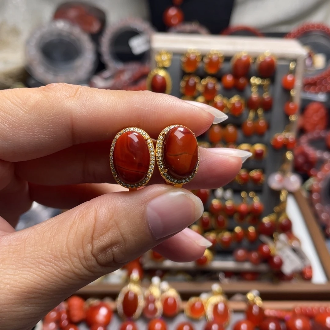 南红玛瑙银S925镶嵌大蛋面耳扣