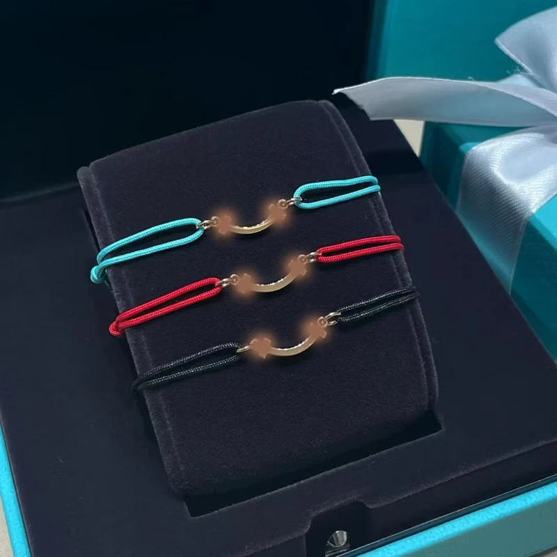 《微笑蓝绳手链》手连 时尚精工简约百搭复古轻奢丝巾