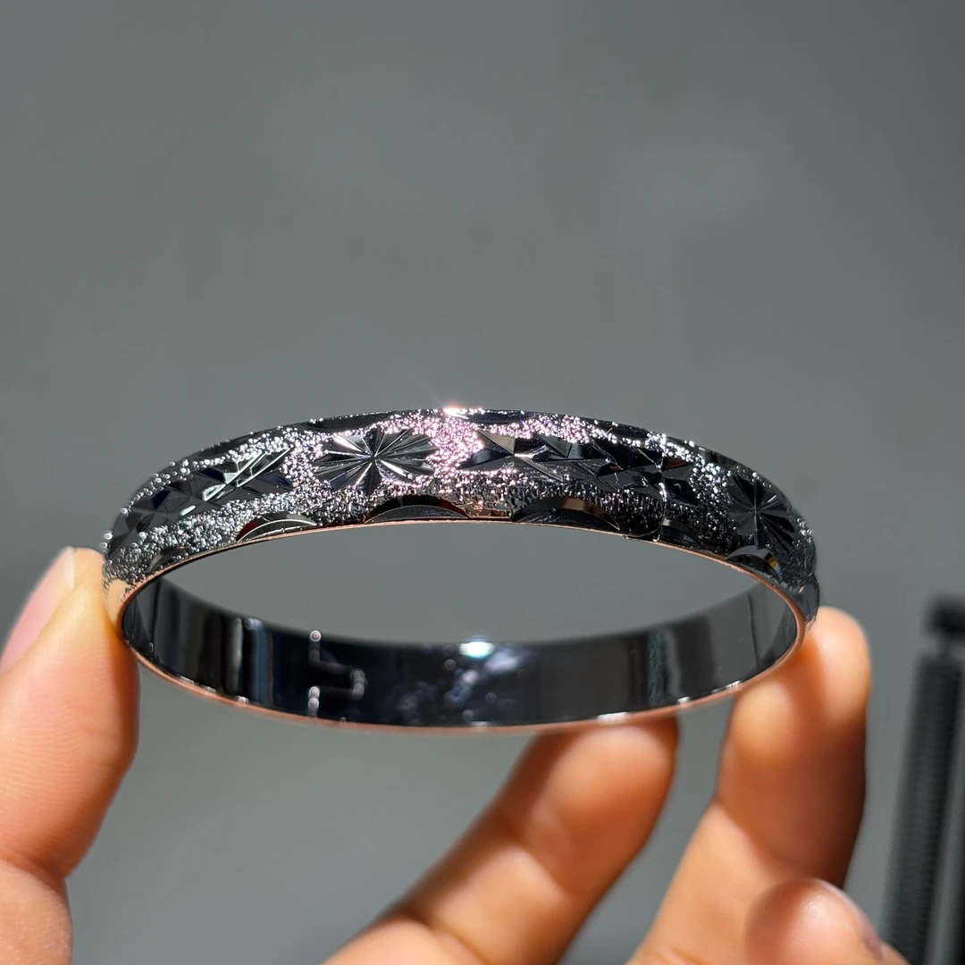 A271-精工轻奢雕刻手镯