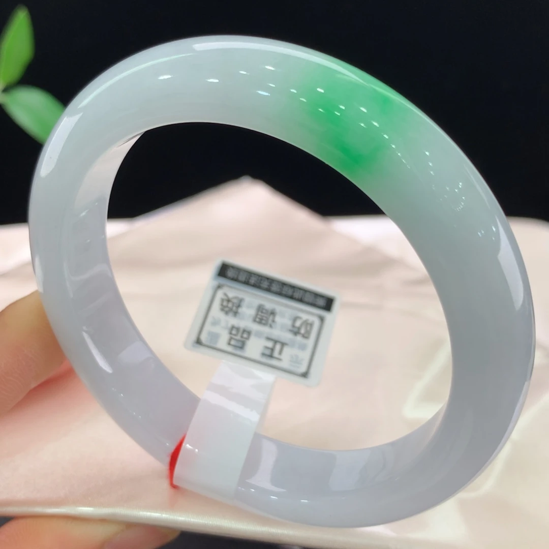 翡翠手镯未镶嵌111-0354