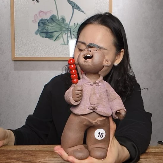 不规则粗砂羲媧娃系列作品糖葫芦男娃