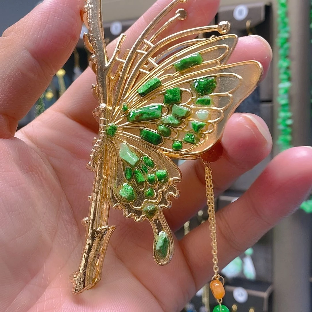 未镶嵌翡翠耳饰翡翠
