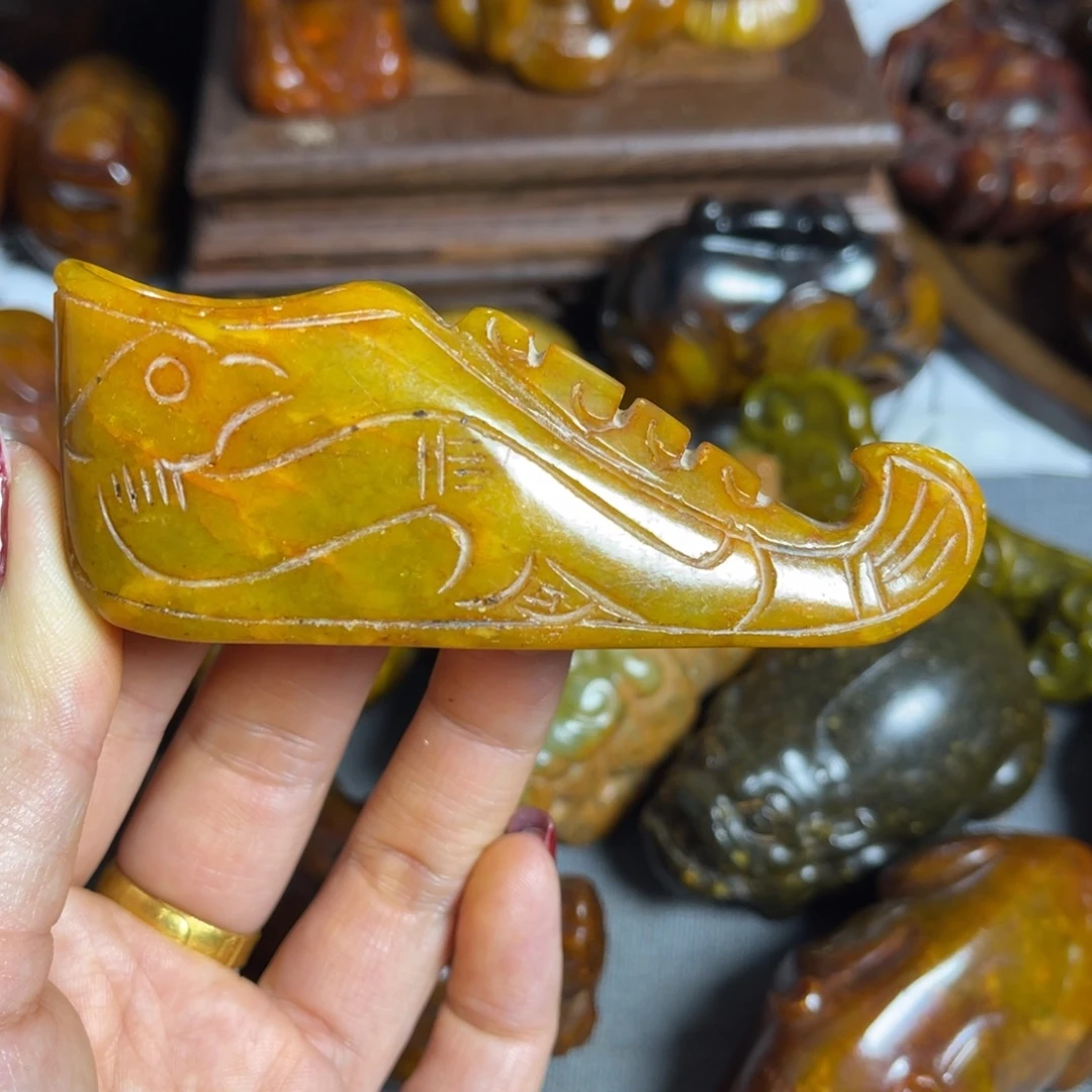 蛇纹石玉合金颈饰