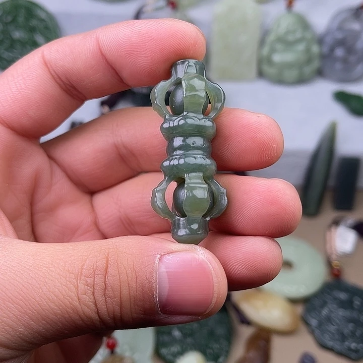 和田玉吊坠(不含链)未镶嵌