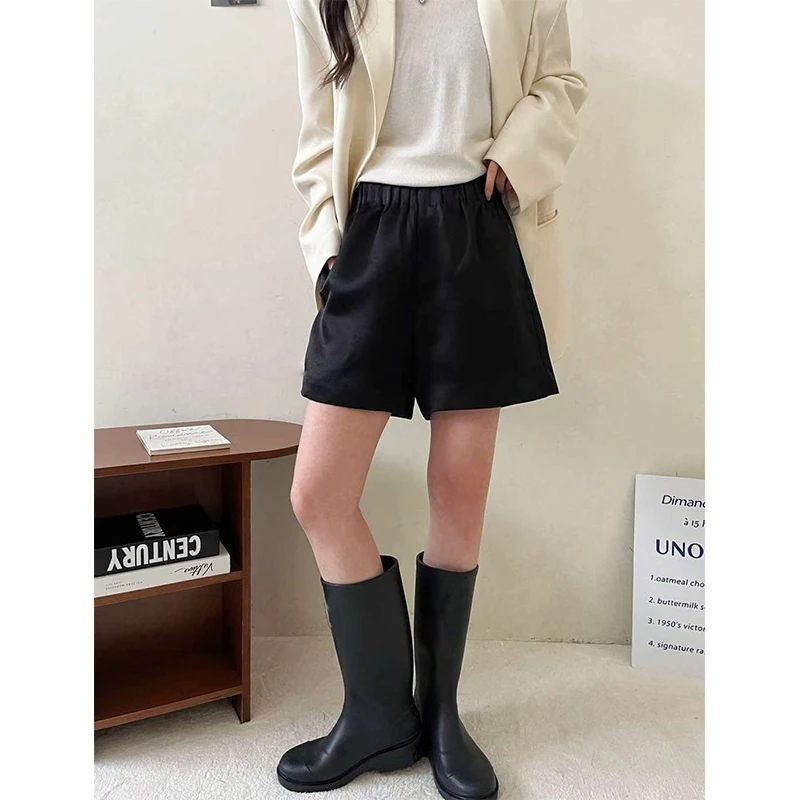 《W高定短裤》72659时尚纯色短裤休闲百搭宽松夏简约修身短裤