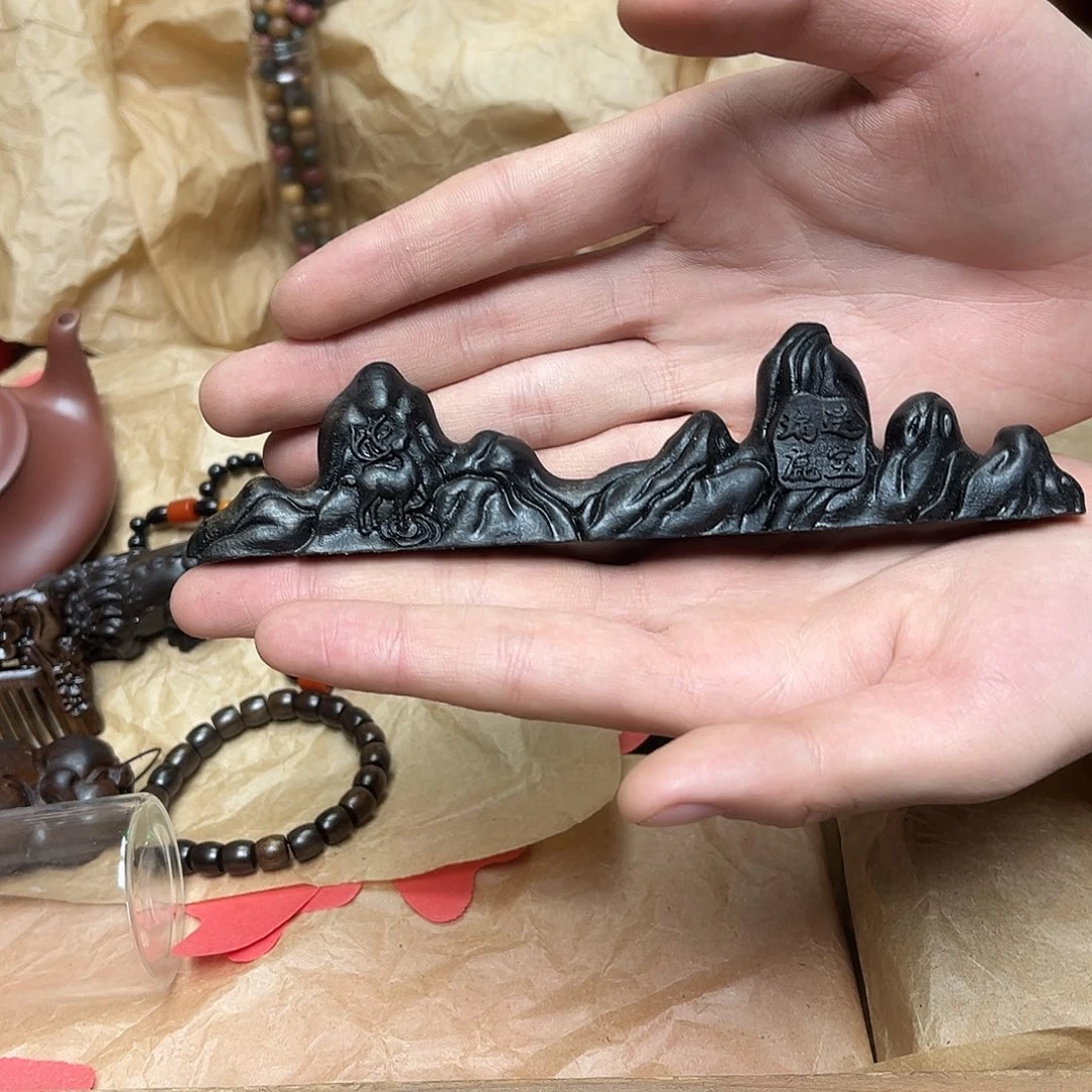 大叶紫檀（黑酸枝木类）